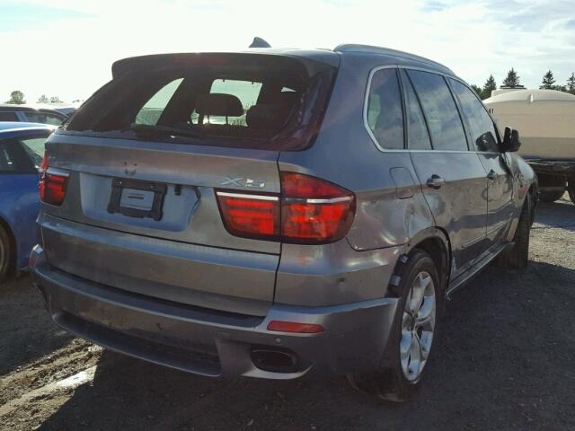 5UXZV8C5XBL419326 - 2011 BMW X5 XDRIVE5 GRAY photo 4