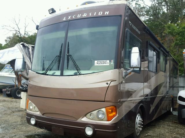 4UZACJDCX6CW71538 - 2006 FREIGHTLINER CHASSIS X TAN photo 2