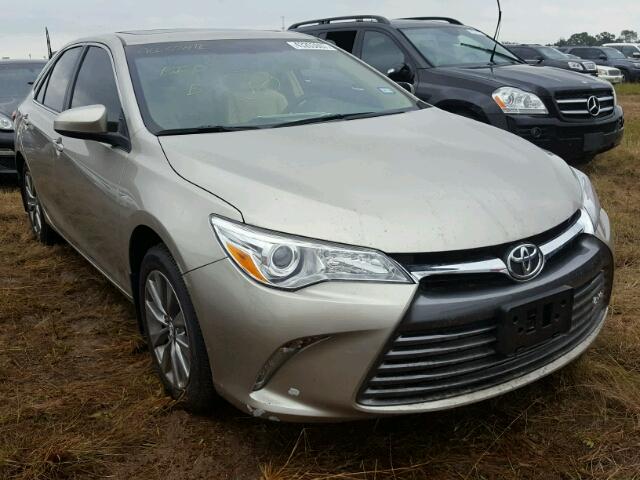 4T1BF1FK4HU758610 - 2017 TOYOTA CAMRY LE GRAY photo 1