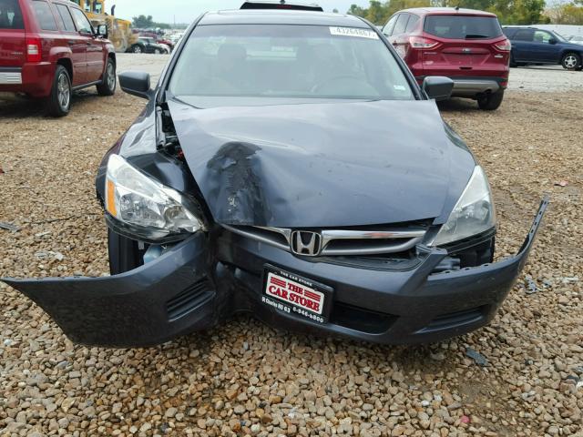 1HGCM56737A018033 - 2007 HONDA ACCORD EX GRAY photo 9