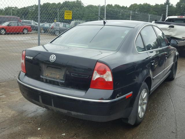 WVWPD63B54P244260 - 2004 VOLKSWAGEN PASSAT GLS BLACK photo 4