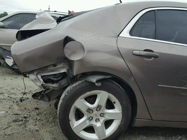 1G1ZB5E16BF262923 - 2011 CHEVROLET MALIBU LS SILVER photo 9