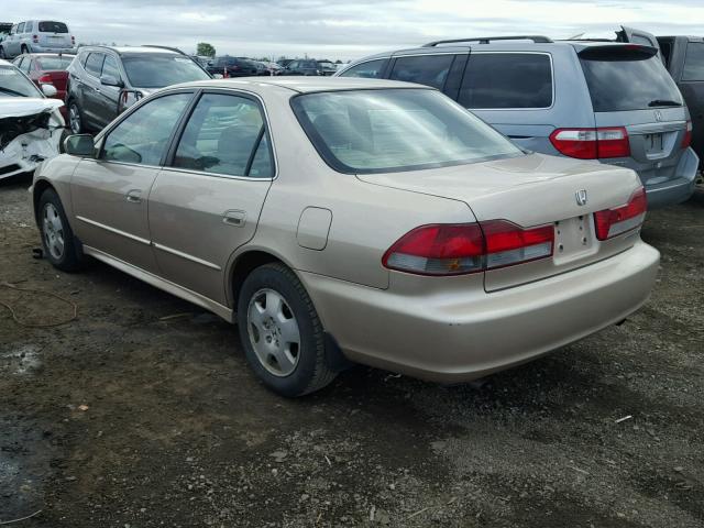 1HGCG16562A067606 - 2002 HONDA ACCORD EX CREAM photo 3