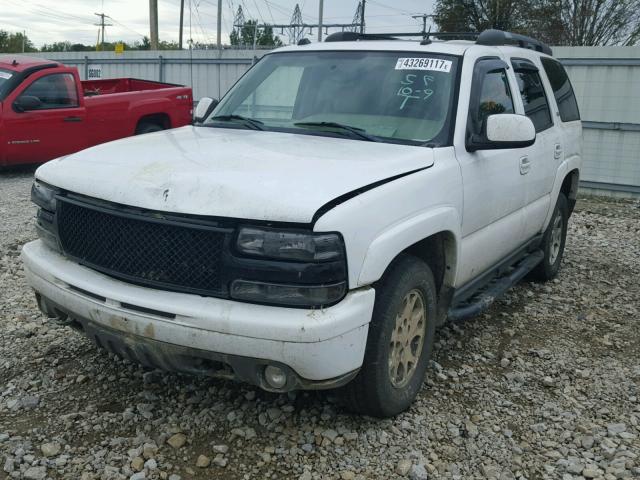 1GNEK13TX5R196454 - 2005 CHEVROLET TAHOE K150 WHITE photo 2