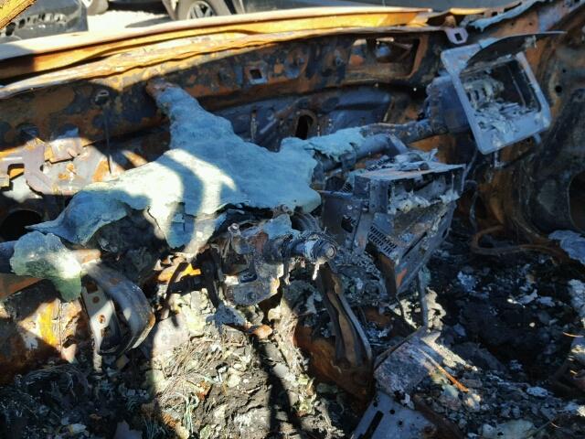 3FAHP0HA3AR158299 - 2010 FORD FUSION SE BURN photo 8