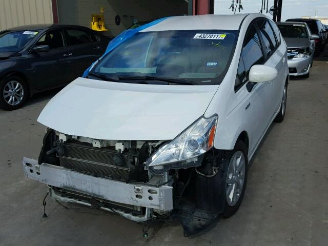 JTDZN3EU6E3313887 - 2014 TOYOTA PRIUS V WHITE photo 2