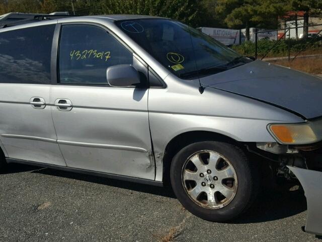 2HKRL18662H579885 - 2002 HONDA ODYSSEY SILVER photo 9