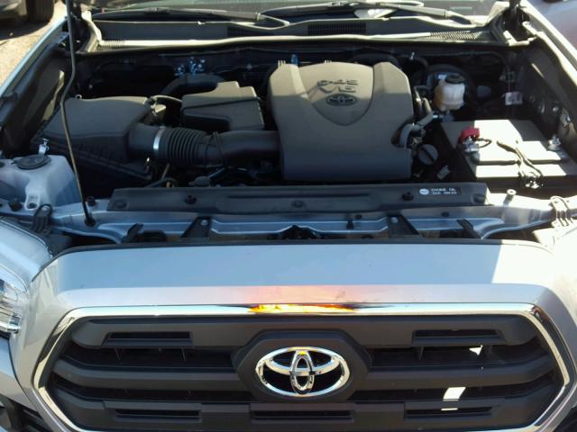 3TMAZ5CN5HM037326 - 2017 TOYOTA TACOMA SILVER photo 7