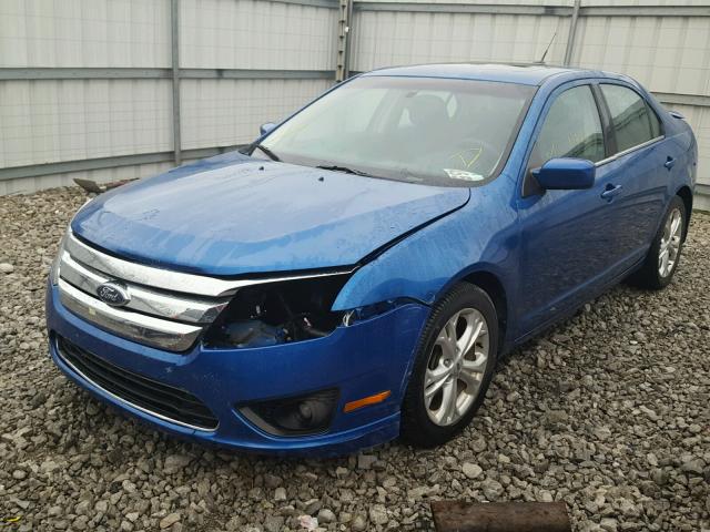 3FAHP0HA9CR114424 - 2012 FORD FUSION SE BLUE photo 2