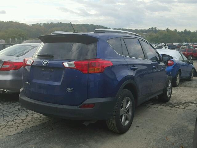 2T3RFREV9FW320968 - 2015 TOYOTA RAV4 XLE BLUE photo 4