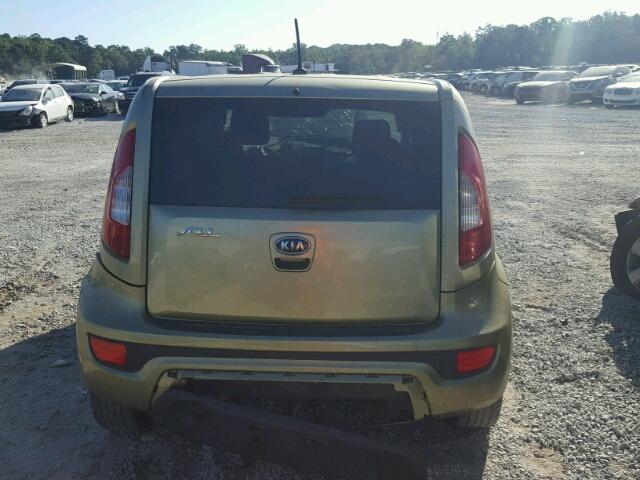 KNDJT2A52C7450844 - 2012 KIA SOUL GREEN photo 9