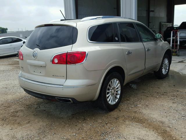 5GAKRBKD8EJ240488 - 2014 BUICK ENCLAVE SILVER photo 4