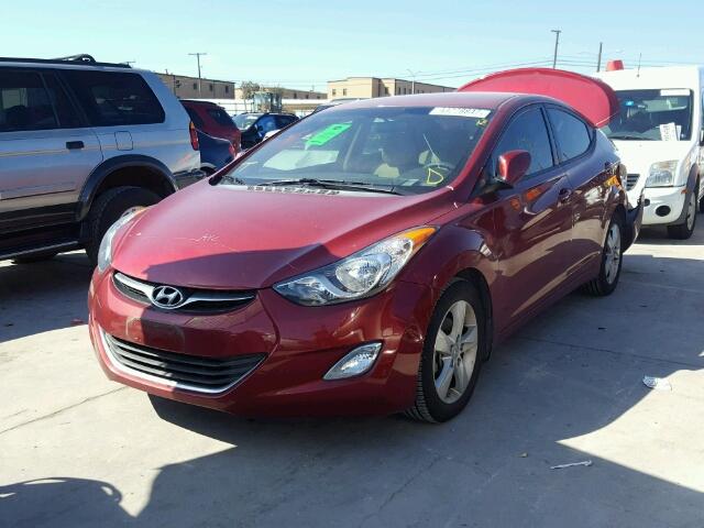 5NPDH4AE9DH420487 - 2013 HYUNDAI ELANTRA GL RED photo 2