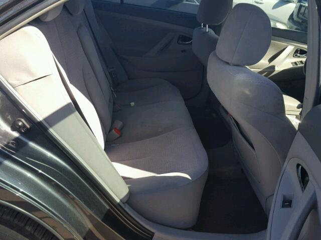 4T1BF3EK3AU571992 - 2010 TOYOTA CAMRY BASE SILVER photo 6