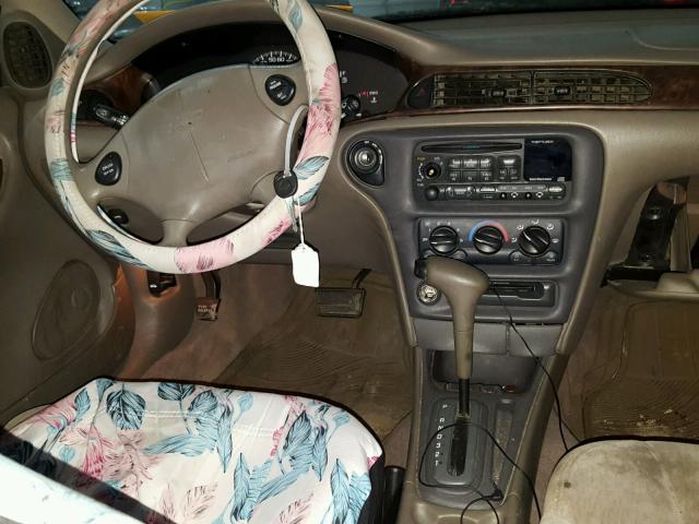 1G1NE52M7W6148925 - 1998 CHEVROLET MALIBU LS მწვანე ფოტო 9