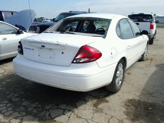 1FAFP53U75A239408 - 2005 FORD TAURUS SE WHITE photo 4