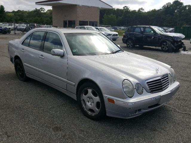 WDBJF83J5YX031803 - 2000 MERCEDES-BENZ E 430 SILVER photo 1