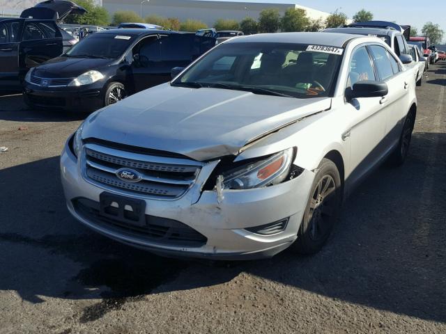 1FAHP2DW7BG173359 - 2011 FORD TAURUS SE SILVER photo 2