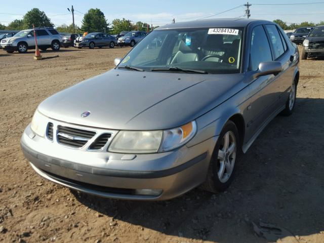 YS3ED49A943009726 - 2004 SAAB 9-5 SILVER photo 2