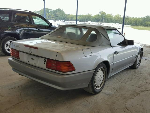 WDBFA66E4NF049377 - 1992 MERCEDES-BENZ 500 SL GRAY photo 4