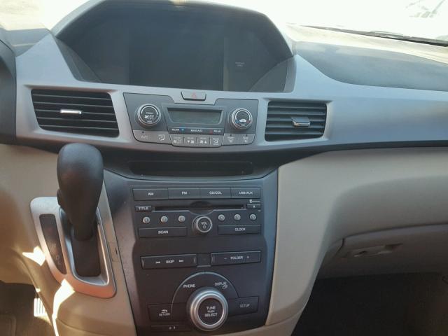 5FNRL5H26DB028877 - 2013 HONDA ODYSSEY WHITE photo 9