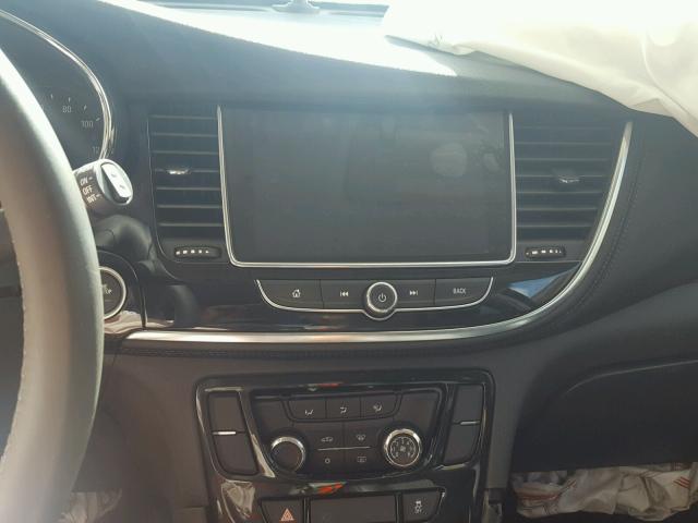 KL4CJASB6JB594298 - 2018 BUICK ENCORE PRE Ақ фото 9