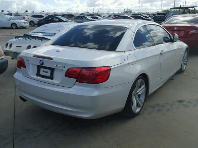 WBADW3C52BE539523 - 2011 BMW 328 WHITE photo 4