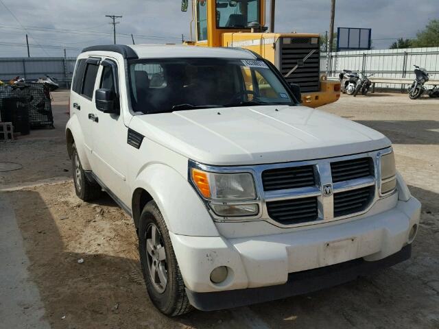 1D8GU28K98W219733 - 2008 DODGE NITRO SXT TAN photo 1