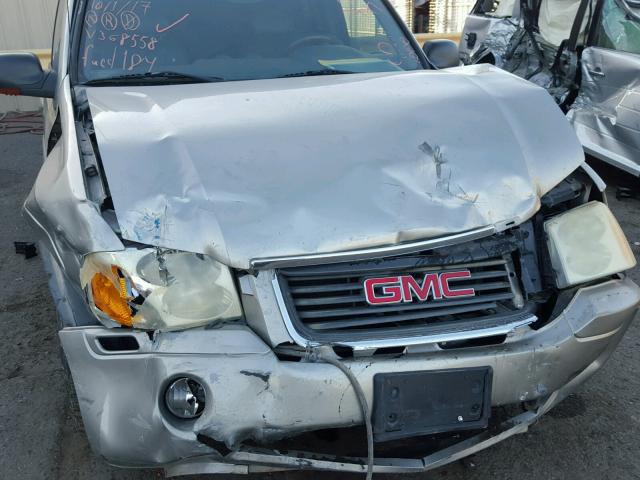 1GKDT13S232368558 - 2003 GMC ENVOY SILVER photo 9