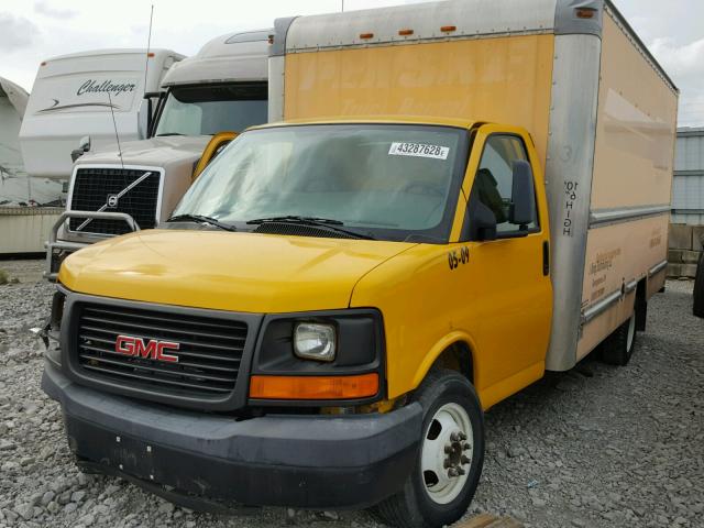 1GDJG31K591902700 - 2009 GMC SAVANA CUT YELLOW photo 2