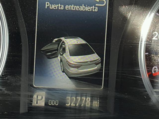 4T1BF1FK1GU256264 - 2016 TOYOTA CAMRY LE SILVER photo 8