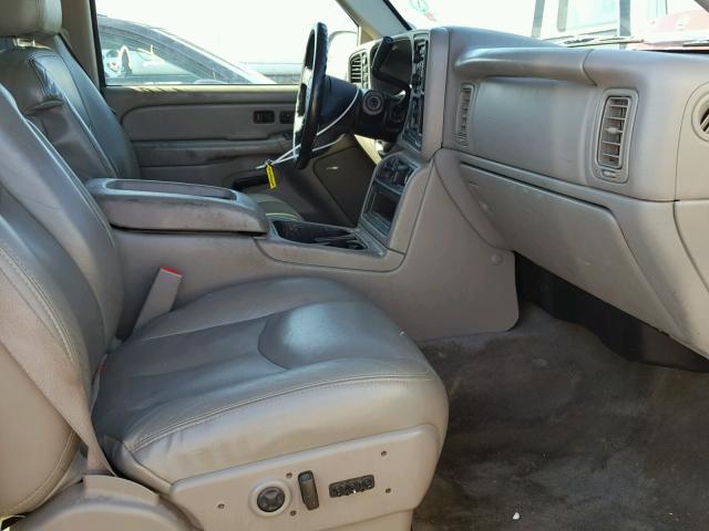 2GCEK13T341396446 - 2004 CHEVROLET SILVERADO WHITE photo 5