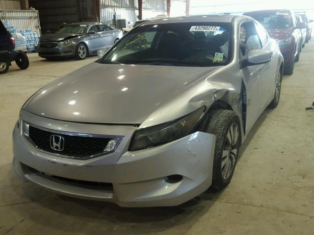 1HGCS127X8A025387 - 2008 HONDA ACCORD EX SILVER photo 2