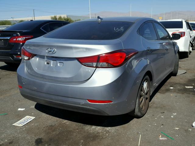 5NPDH4AE8FH555365 - 2015 HYUNDAI ELANTRA SE SILVER photo 4