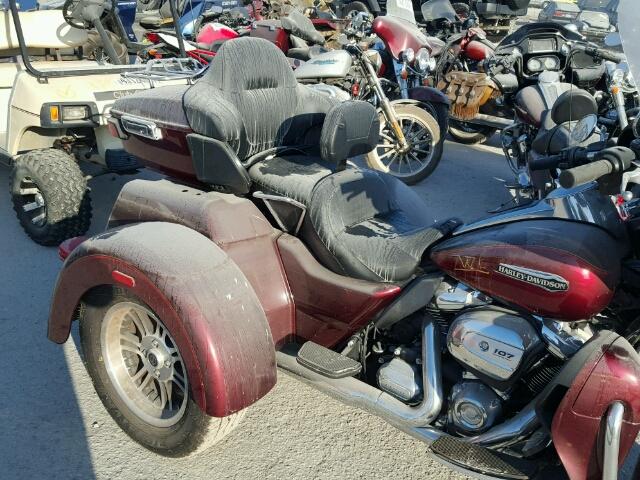 1HD1MAD10HB853742 - 2017 HARLEY-DAVIDSON FLHTCUTG RED photo 10