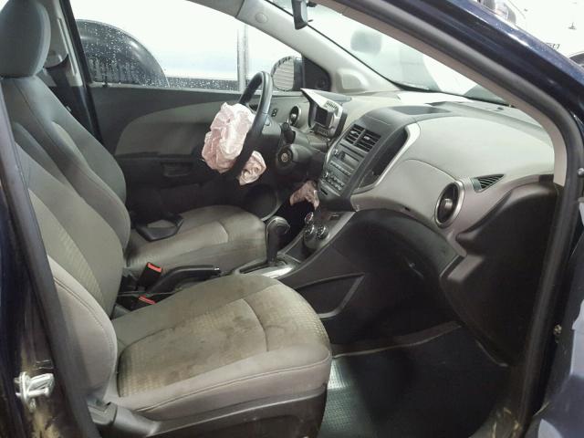 1G1JA5SHXF4182933 - 2015 CHEVROLET SONIC LS 蓝色 照片 5