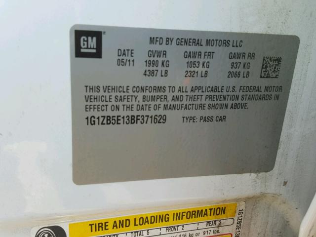 1G1ZB5E13BF371629 - 2011 CHEVROLET MALIBU LS თეთრი ფოტო 10