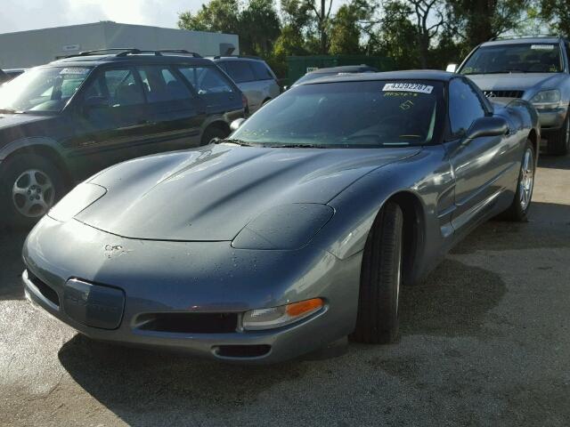 1G1YY22G235134428 - 2003 CHEVROLET CORVETTE CHARCOAL photo 2