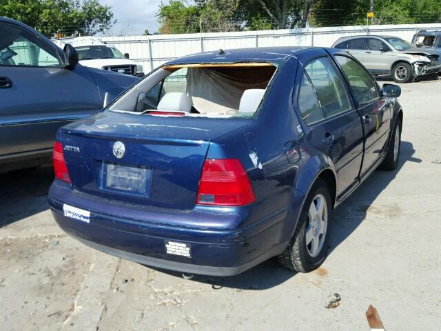 3VWSS29MX1M018909 - 2001 VOLKSWAGEN JETTA BLUE photo 4