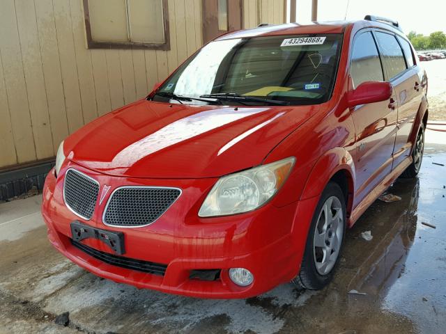 5Y2SL65806Z457588 - 2006 PONTIAC VIBE RED photo 2