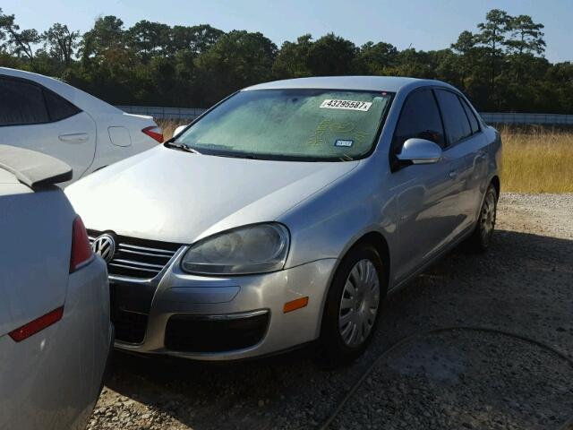 3VWJZ71KX8M089861 - 2008 VOLKSWAGEN JETTA S Gümüş foto 2