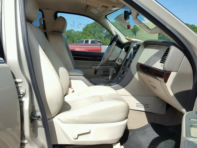 5LMEU68HX4ZJ44916 - 2004 LINCOLN AVIATOR 米色 照片 5