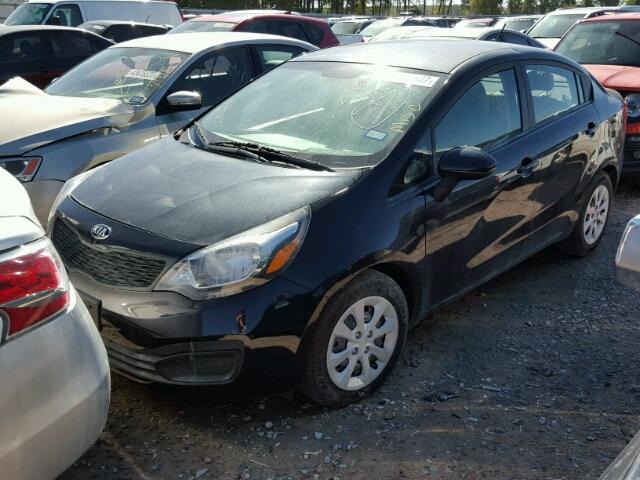KNADM4A33F6425379 - 2015 KIA RIO LX Սև լուսանկար 2