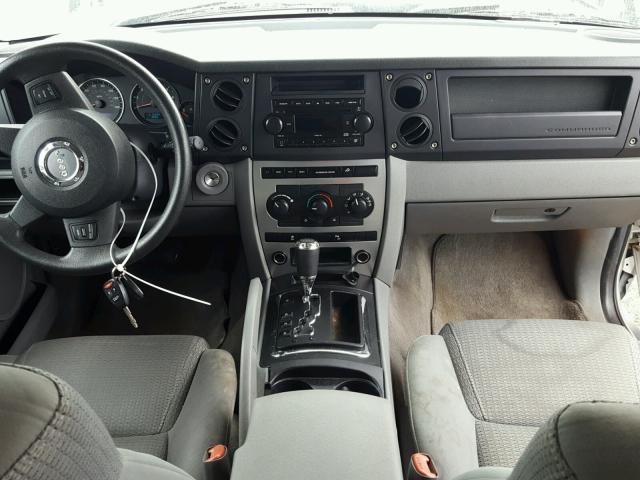 1J8HG48K16C293175 - 2006 JEEP COMMANDER SILVER photo 9