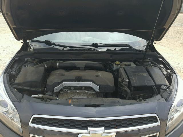 1G11C5SA7DF182483 - 2013 CHEVROLET MALIBU 1LT ნაცრისფერი ფოტო 7
