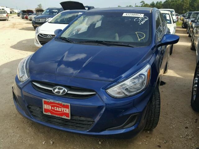 KMHCT4AE5HU271061 - 2017 HYUNDAI ACCENT BLUE photo 2