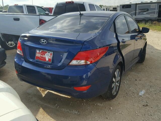 KMHCT4AE5HU271061 - 2017 HYUNDAI ACCENT BLUE photo 4