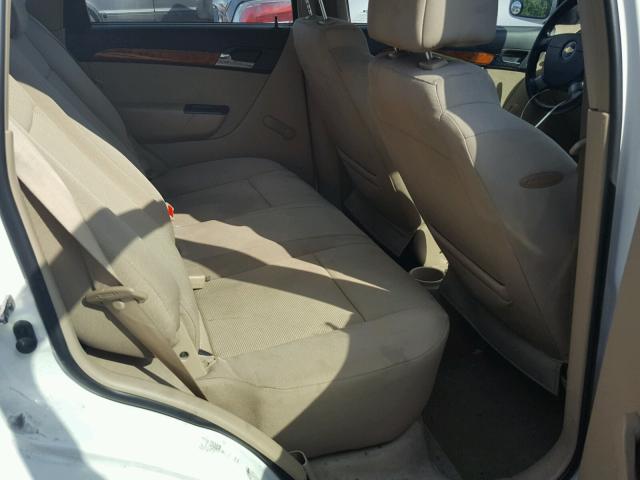 KL1TD66E89B672629 - 2009 CHEVROLET AVEO LS WHITE photo 6