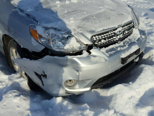 2T1KR32E27C681433 - 2007 TOYOTA COROLLA MA SILVER photo 9