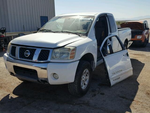 1N6AA06B85N522523 - 2005 NISSAN TITAN XE WHITE photo 2